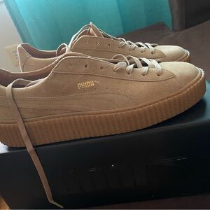 Puma Men's Tan Suede Sneakers